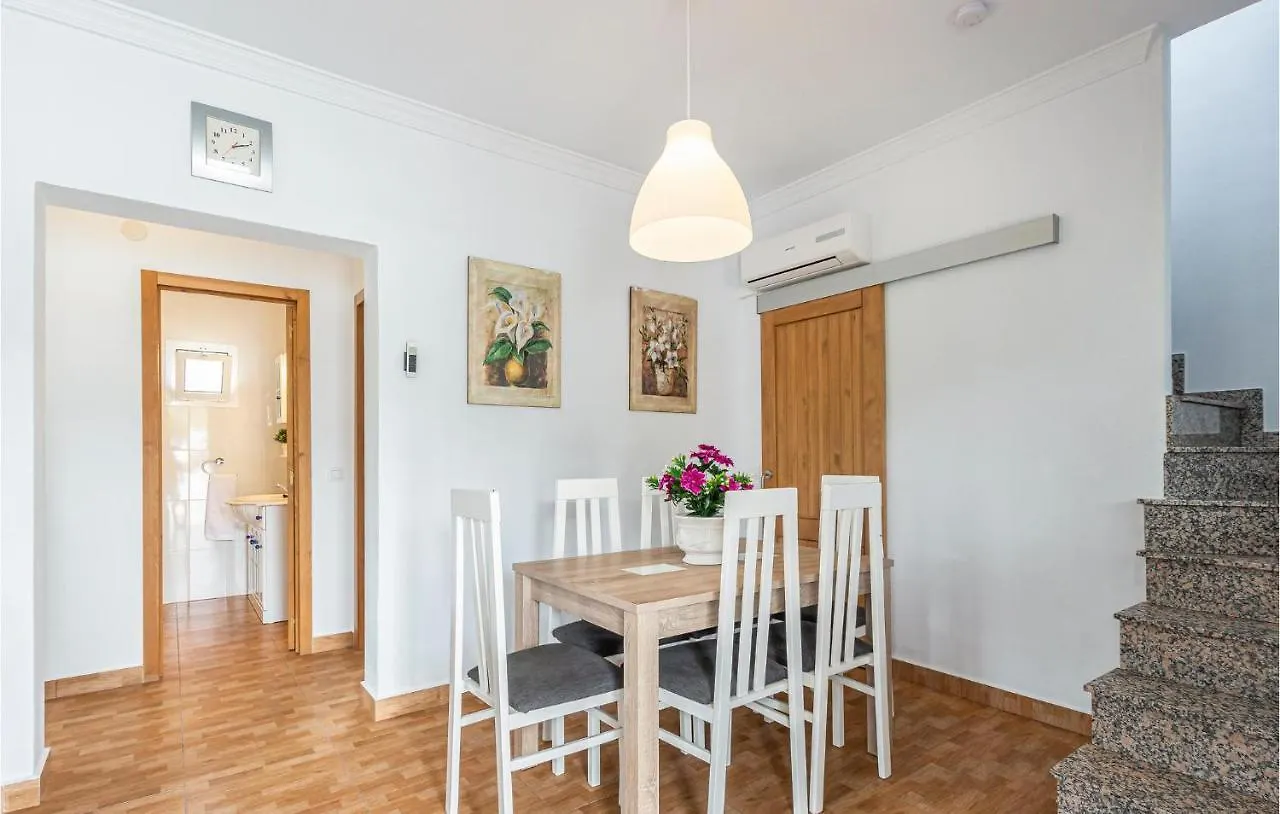 3 Bedroom Stunning Home In Malaga