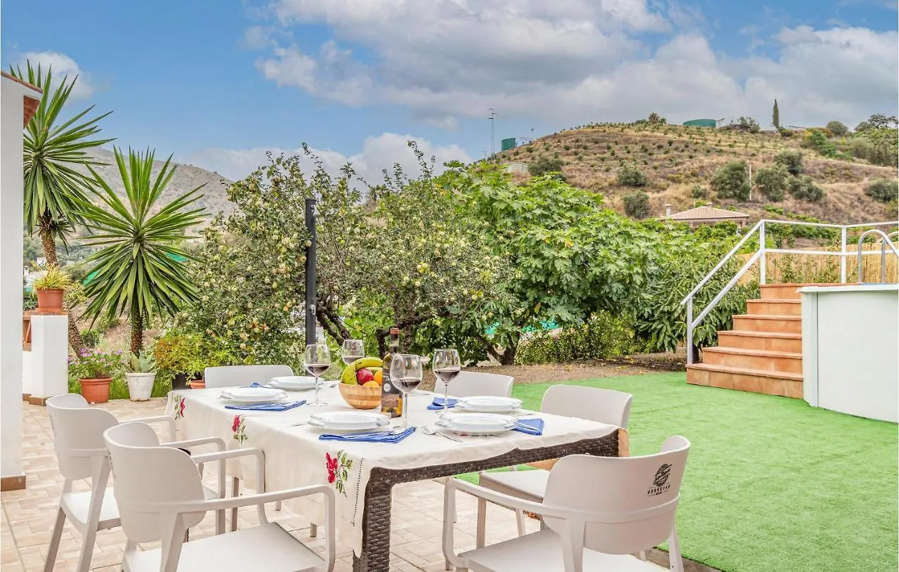 3 Bedroom Stunning Home In Μάλαγα