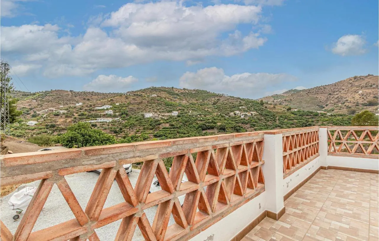 3 Bedroom Stunning Home In Μάλαγα 0*,